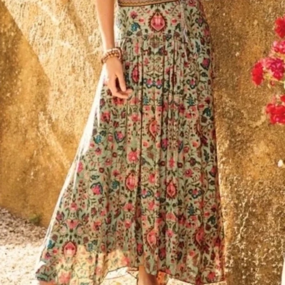 Peruvian Connection Captival floral midi skirt Size 4